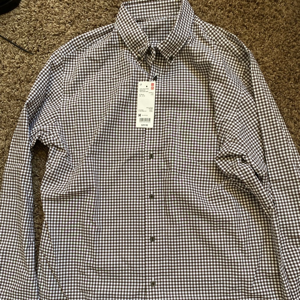 Uniqlo button down shirt